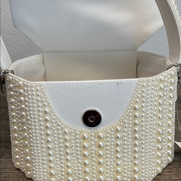 Alessia | Mini Structured Pearl Bag with Crossbody Strap - Picture 7 of 10